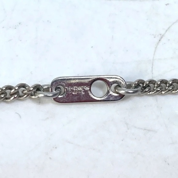 Louis Vuitton Capsule and LV statement charm - Picture 5 of 8